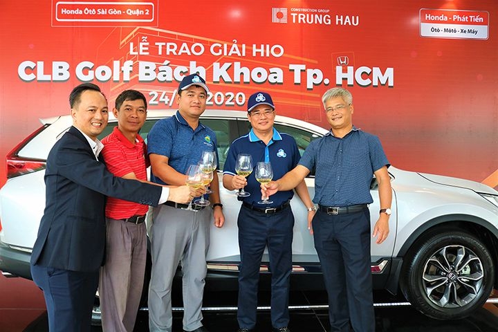 Lễ trao giải Hole In One - Honda CRV Sensing - Cho Golfer Đỗ Quang Huy